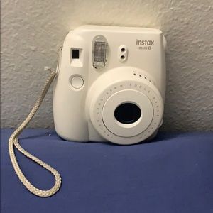 Polaroid instax mini white camera